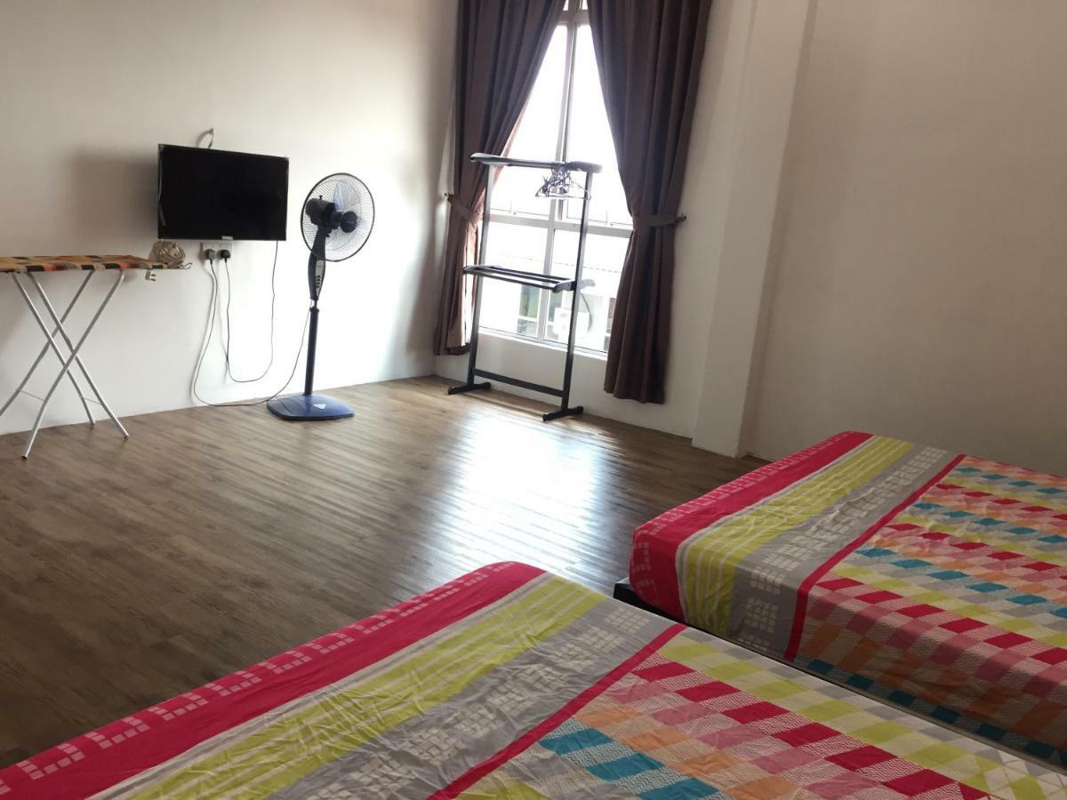 Benuthomestay Johor Bahru Bagian luar foto